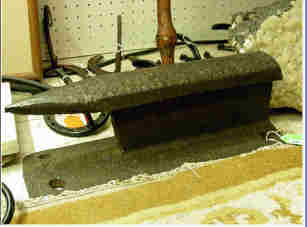RRtrack anvil old and pitted