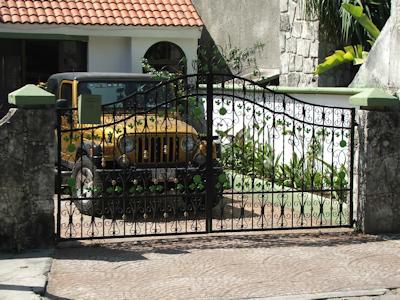 Gate 15 Second Driveway