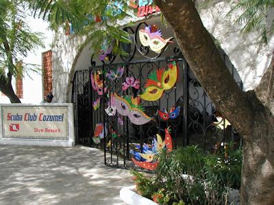 Scuba Club Gate