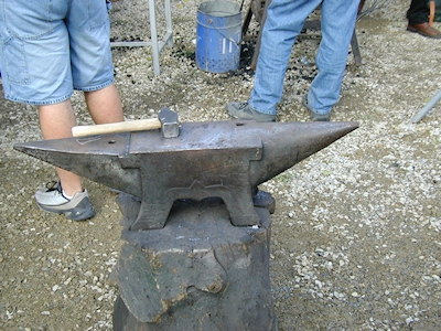 Double Pointed Anvil
