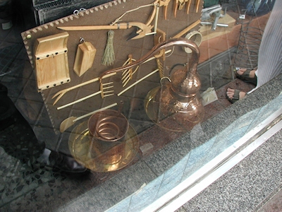 Small Scale Distilling Apparatus
