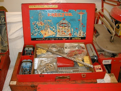 Gilbert 10 1/2 Erector Set