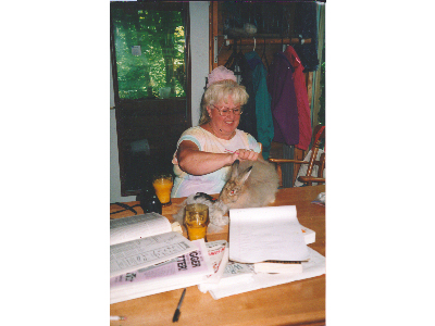 Sheri Grooming Rabbit